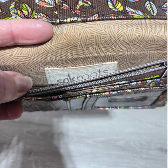 sakroots Nature Gold Glitter Trifold Wallet Multicolor Embroidered Feathers - Picture 9 of 10